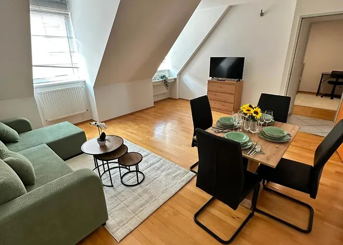 Apartment Comfort Collection #20 Dachgeschoss Zentrumnah *